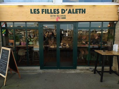 Les Filles D'Aleth, Café à Saint-Malo