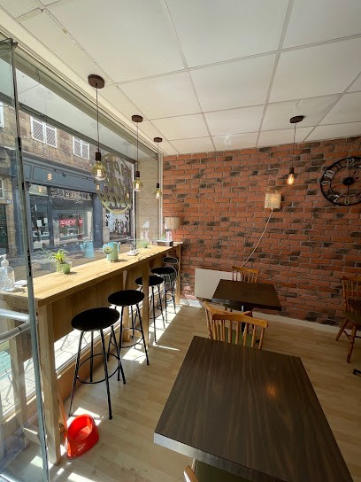 Saperlipopette, Café à Moulins