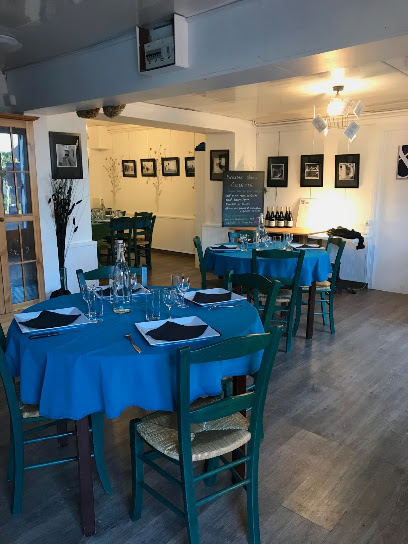 L'esperluette Café Associatif À Limeyrat, Café à Limeyrat