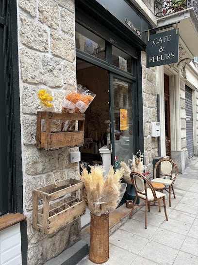 Selah Atelier, Café à Nice