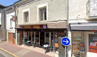 Latino Café, Café à Descartes
