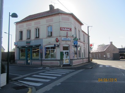 Le Commerce, Café à Roquetoire