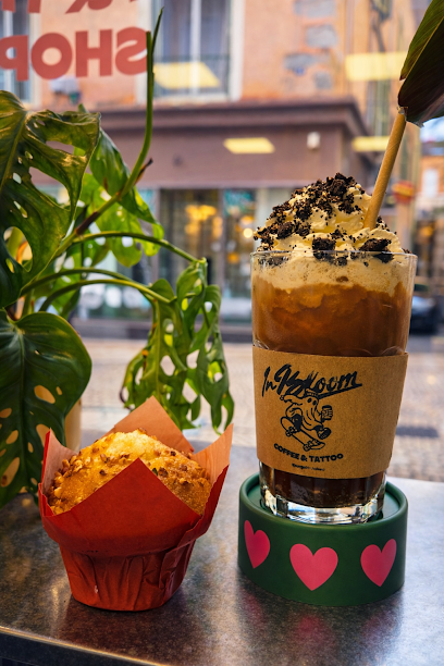 In Bloom Coffee And Tattoo Shop Café à Bourgoin-Jallieu
