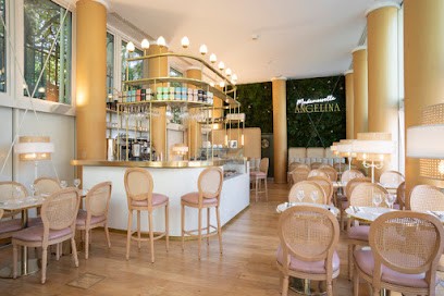 Mademoiselle Angelina, Café à Paris 06