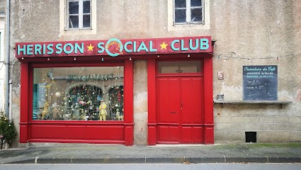 Hérisson Social Club, Café à Hérisson