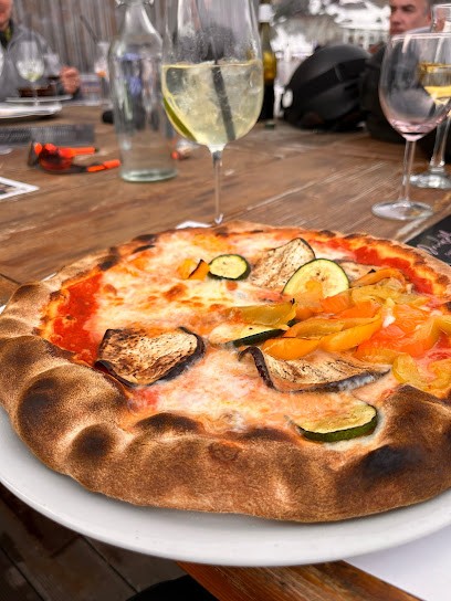 Le Cafe De L' Eau, Café à Montgenèvre