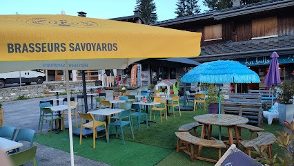 La Bulle De Neige, Café à Taninges