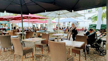 Au Café Chaud, Café à Chinon