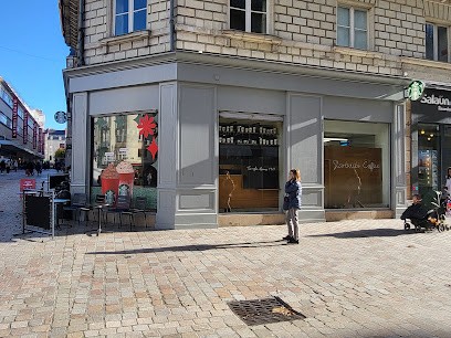 Starbucks, Café à Nantes