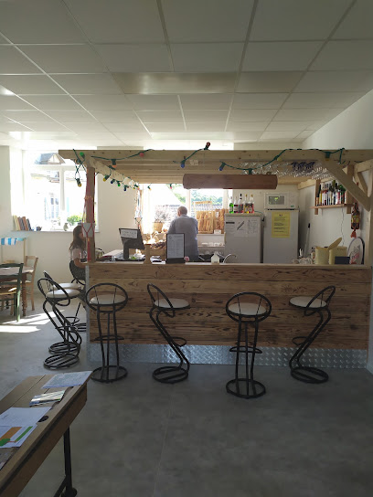 L'ecole Buissonnière Café au Chastang