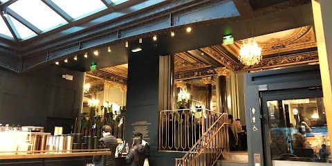 Starbucks, Café à Paris 02