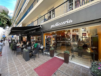 Il Caffé Dai Ragazzi, Café à Nice