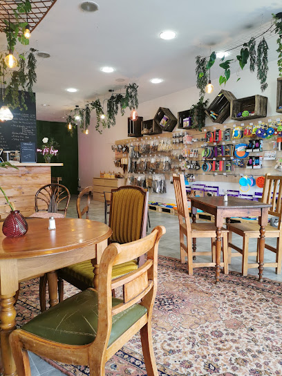 Dog' Concept Store Mon Pti Loup Café à Albertville