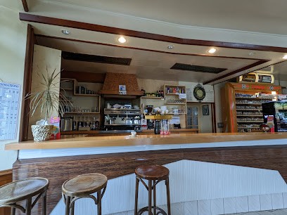 Café des Sports, Café au Mesnil-Amelot