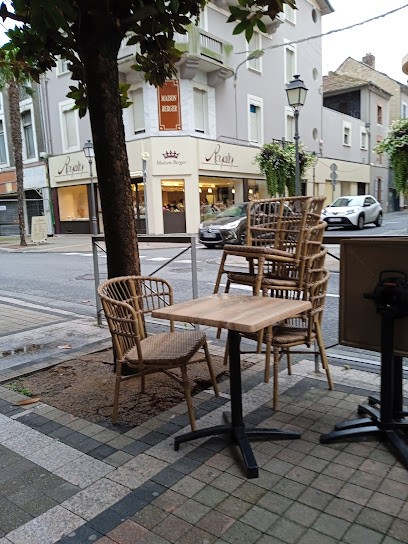 Columbus Café & Co Tarbes, Café à Tarbes