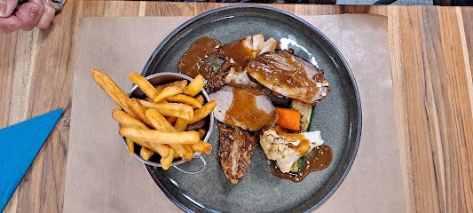 Le Café de L'Horloge, Café à Mehun-sur-Yèvre