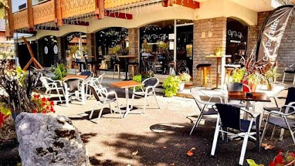 Le Café du Giffre, Café à Samoëns