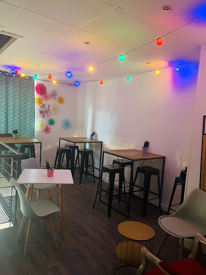El Txoko Café à Nay