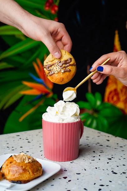 Madame A, Café à Rouen