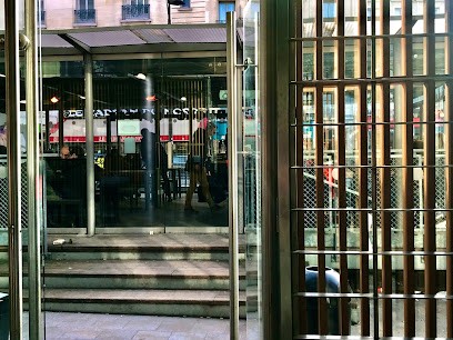 Starbucks, Café à Paris 10