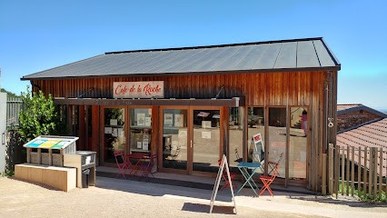 Café De La Roche, Café à Solutré-Pouilly