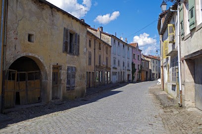 Bar l'Arlequin, Café à Fontenoy-le-Château