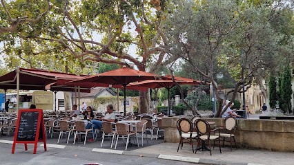 Le Café, Café à Fontvieille