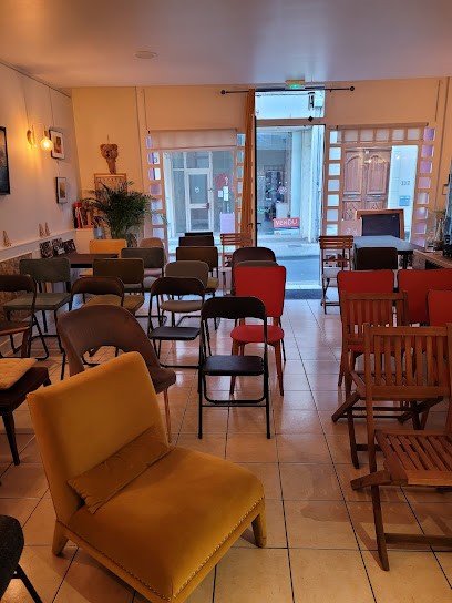 Salon de thé L'Ours Barthélémy, Café à Moulins