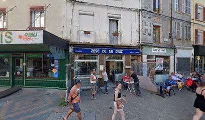 Cafe De La Paix, Café à Tarare