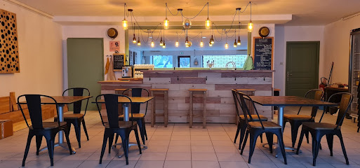 L'accolade - Café Associatif - Circuits Courts - Restaurant Inclusif - Carcassonne Café à Carcassonne