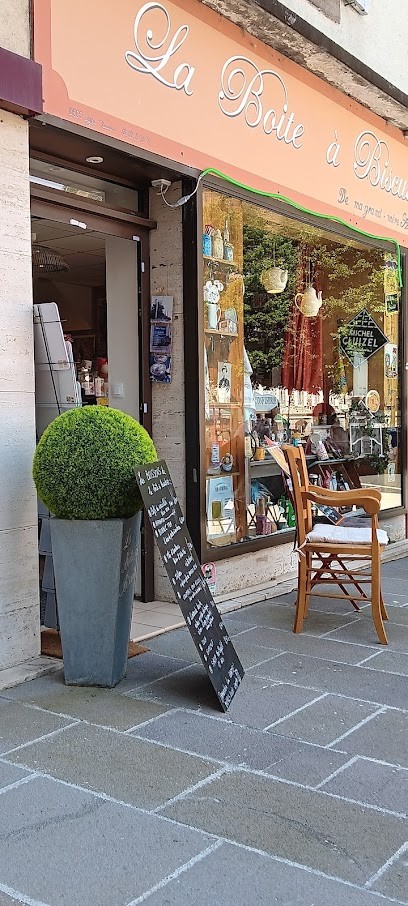 La Boite A Biscuits +, Café à Murat