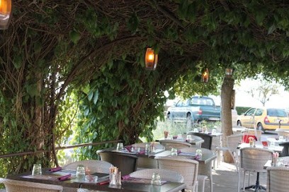 Puycelsi Roc Café, Café à Alos