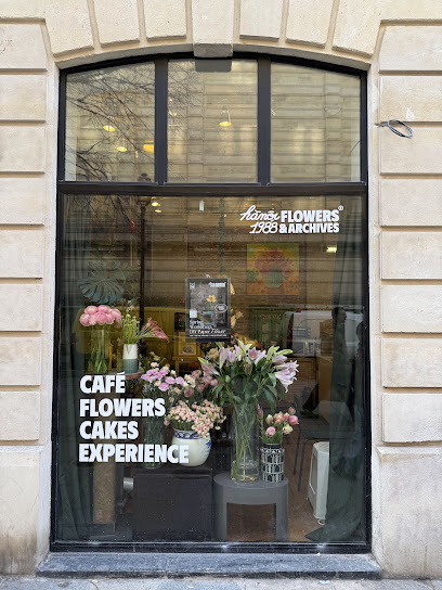 Ha Noi 1988 Flowers And Archives Café à Paris 03