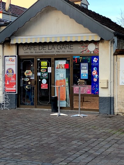 Le Café de la Gare, Café à Bois-le-Roi