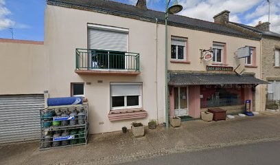 Café Des Sports, Café à Pluherlin