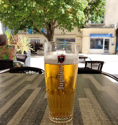 Café Du Commerce, Café à Orange