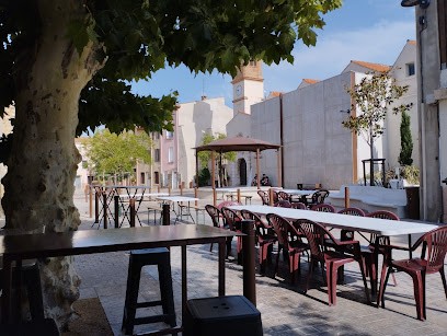 Cafe De La Paix, Café à Salses-le-Château