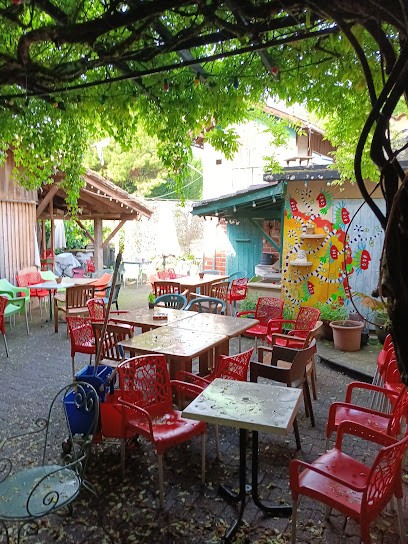 Café Des Sports, Café à Uzeste