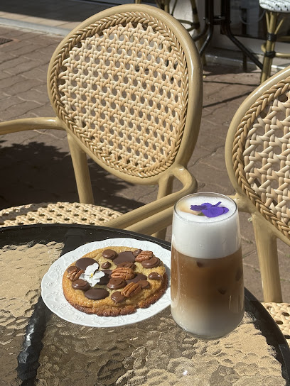 Le Café Des Fleurs Café à Saint-Palais-sur-Mer
