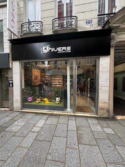 UNIVERS CONCEPT STORE - CAFÉ, Café à Paris 02
