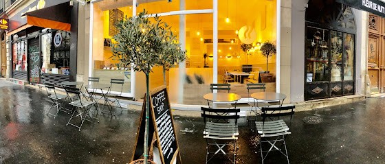 Café Obrkof, Café à Paris 11