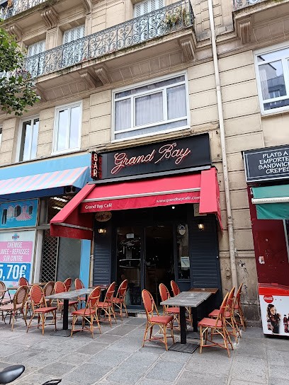 Grand Bay, Café à Paris 01