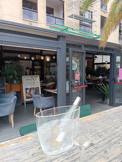 Le Café de Paris, Café à Ajaccio