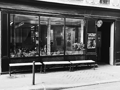 Back In Black, Café à Paris 11