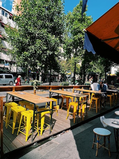 Café Pastis, Café à Paris 18