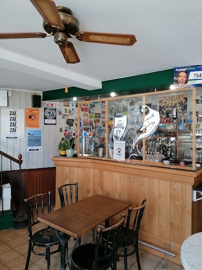 Café Chez Tonton, Café à Puceul