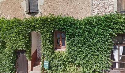 Lacombe Boyer Yvette, Café à Salles-la-Source