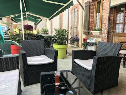 Café Des Sports, Café à Sours