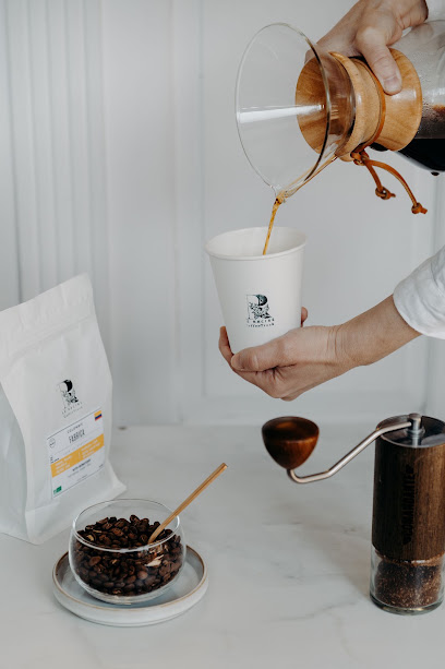 Le Racine Coffee - Artisan Torrefacteur, Torréfacteur De Café à Cancon