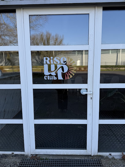Rise Up Club Nantes, Café à Treillières